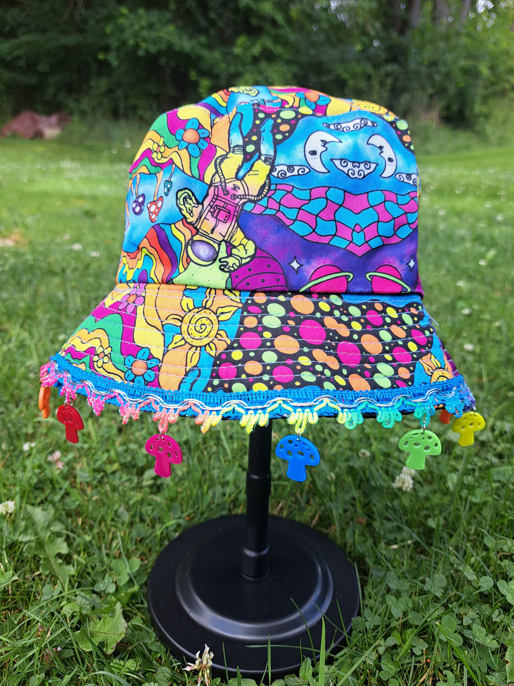 Trippy Space Mushrooms Bucket Hat