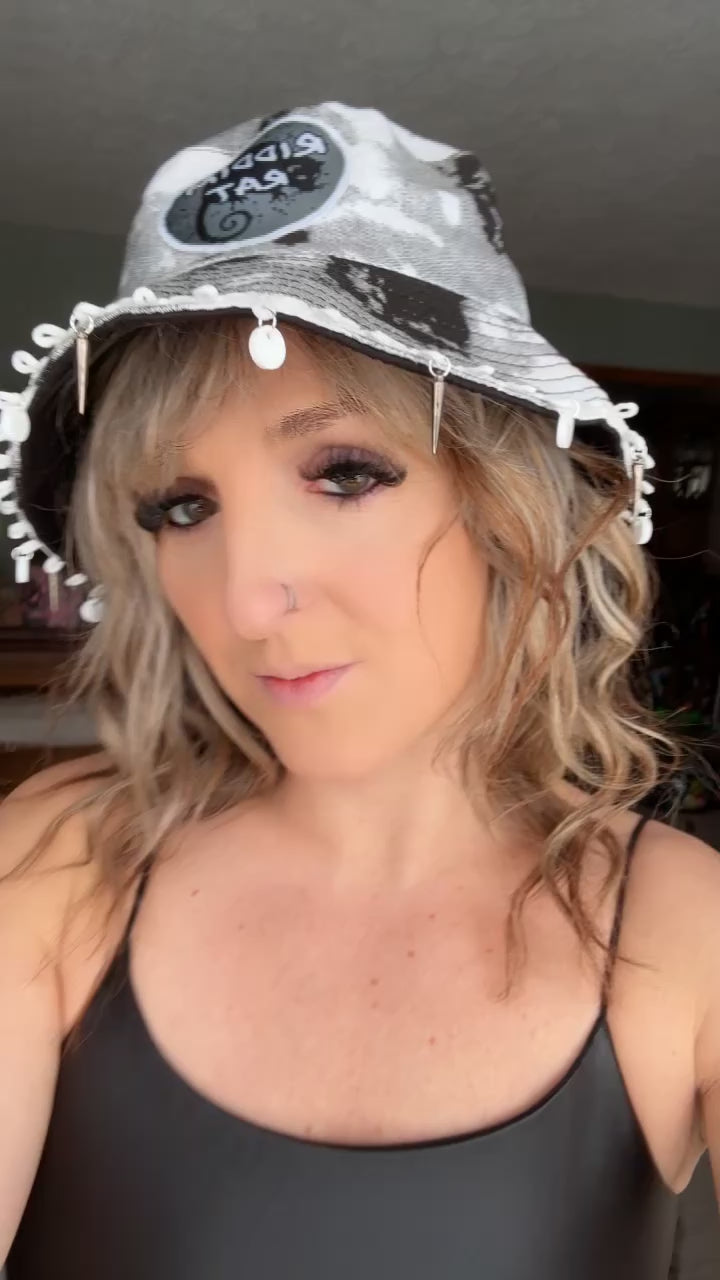 Riddim Rat 2 Bucket Hat - With or without charms